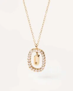 Diamonds And Gold Letter O Necklace
