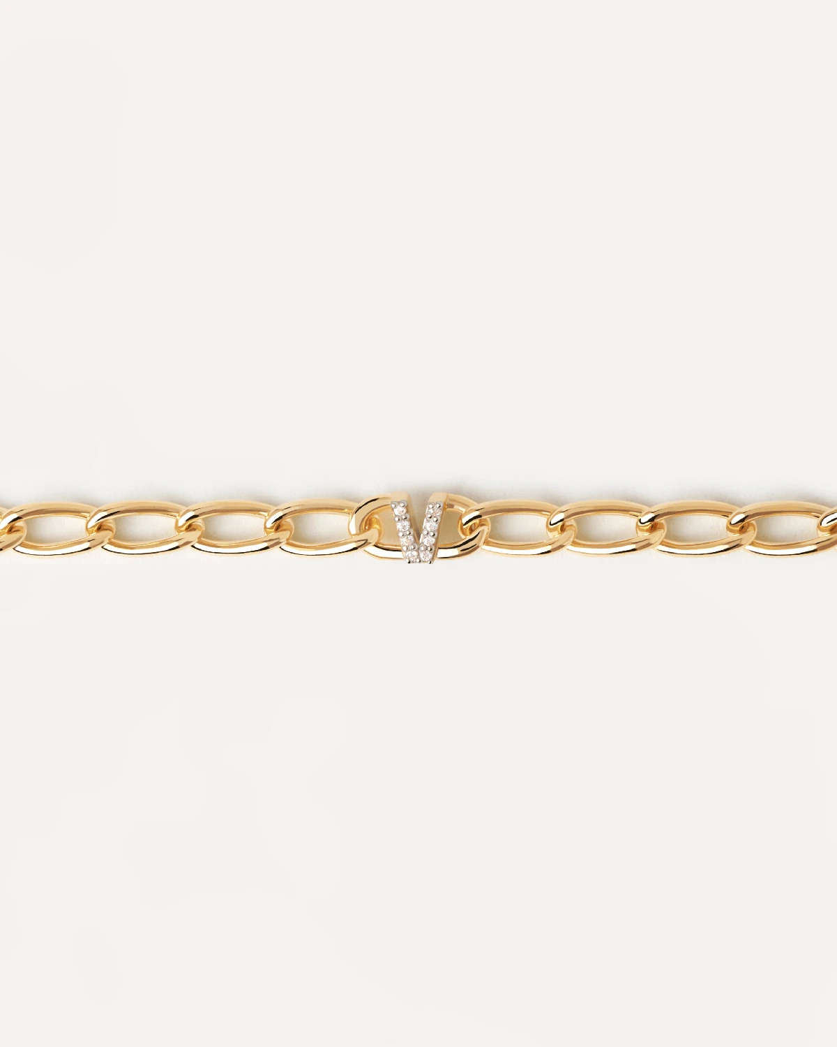 Letter V Chain Bracelet 6 Letter V Chain Bracelet - Image 6