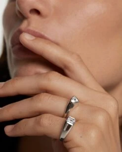 Triangle Shimmer Stamp Silver Ring -Fashion Accessories 10 AN02 986 beauty2 scaled