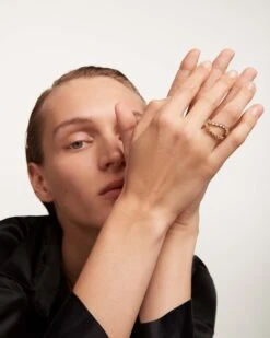 Kara Rings -Fashion Accessories 11 AN01 640 beauty6 9bac5f67 0b08 4dd4 b6de 9f58298fadbd scaled