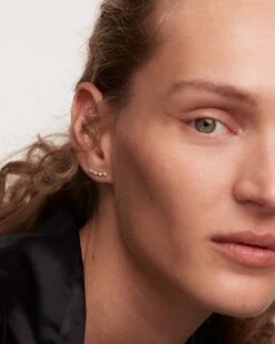 White Tide Earrings 14 White Tide Earrings -Fashion Accessories 2 AR01 431 U beauty1 fd2997a8 dec5 4354 a1b2 4733044c97cb