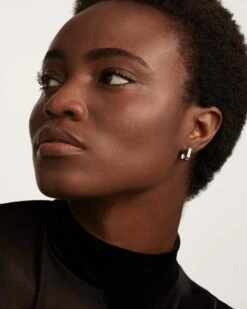 Nova Silver Earrings -Fashion Accessories 2 AR02 505 U beauty2 298aab1c 9e26 437e 9f69 85da2f5e9582 scaled