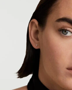 Diamonds And Gold Lucy Stud Earrings -Fashion Accessories 2 AR05 A28 beauty1 cb25a60c c8c7 454b 8226 8280decc626f