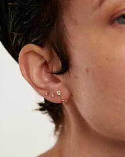 Diamonds And Gold Solitaire Earrings Set -Fashion Accessories 2 BU05 002 U 4 899552a3 ee04 4461 ba25 74b9f9defb95