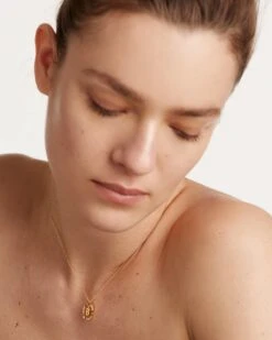 Letter B Necklace -Fashion Accessories 2 CO01 261 U beauty1 fe44f144 a047 49d7 ab08 1bb6048c655d