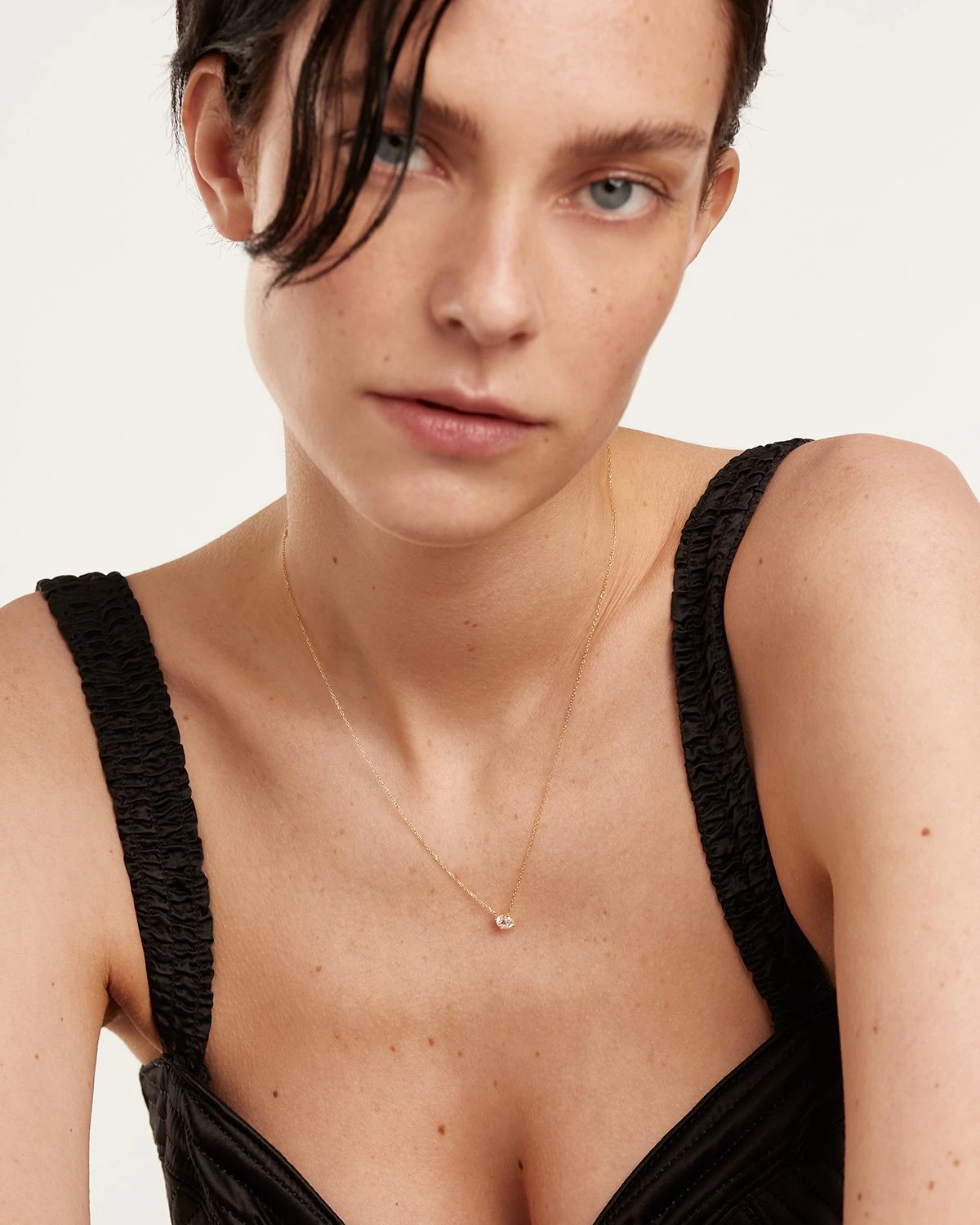 Diamonds And Gold Solitaire Supreme Necklace 8 Diamonds And Gold Solitaire Supreme Necklace - Image 8