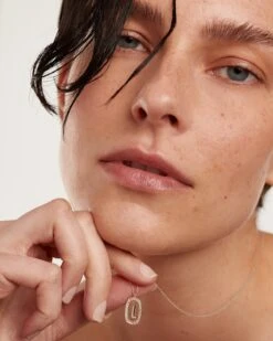 Diamonds And White Gold Letter L Necklace -Fashion Accessories 2 CO06 017 U 1 d3582004 4ed0 4d18 b507 800e96bf7e1f