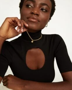 Super Future Necklace 16 Super Future Necklace -Fashion Accessories 2 IMAGEN 04