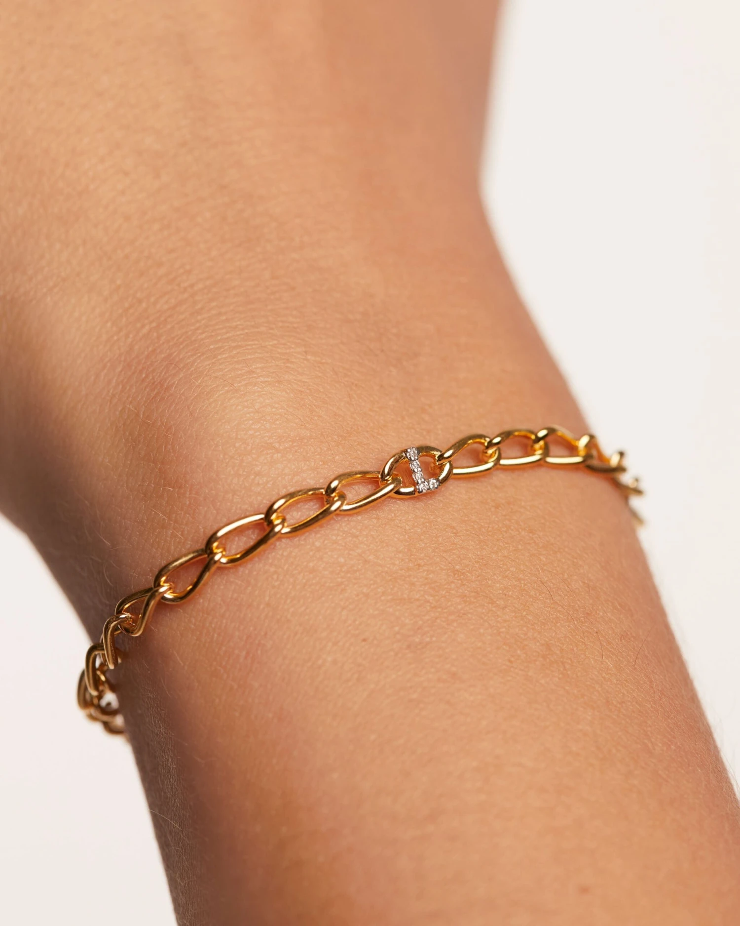 Letter L Chain Bracelet 3 Letter L Chain Bracelet - Image 3