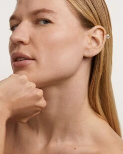 Aqua Single Hoop Earring 9 Aqua Single Hoop Earring -Fashion Accessories 4 PG01 029 U beauty1 scaled