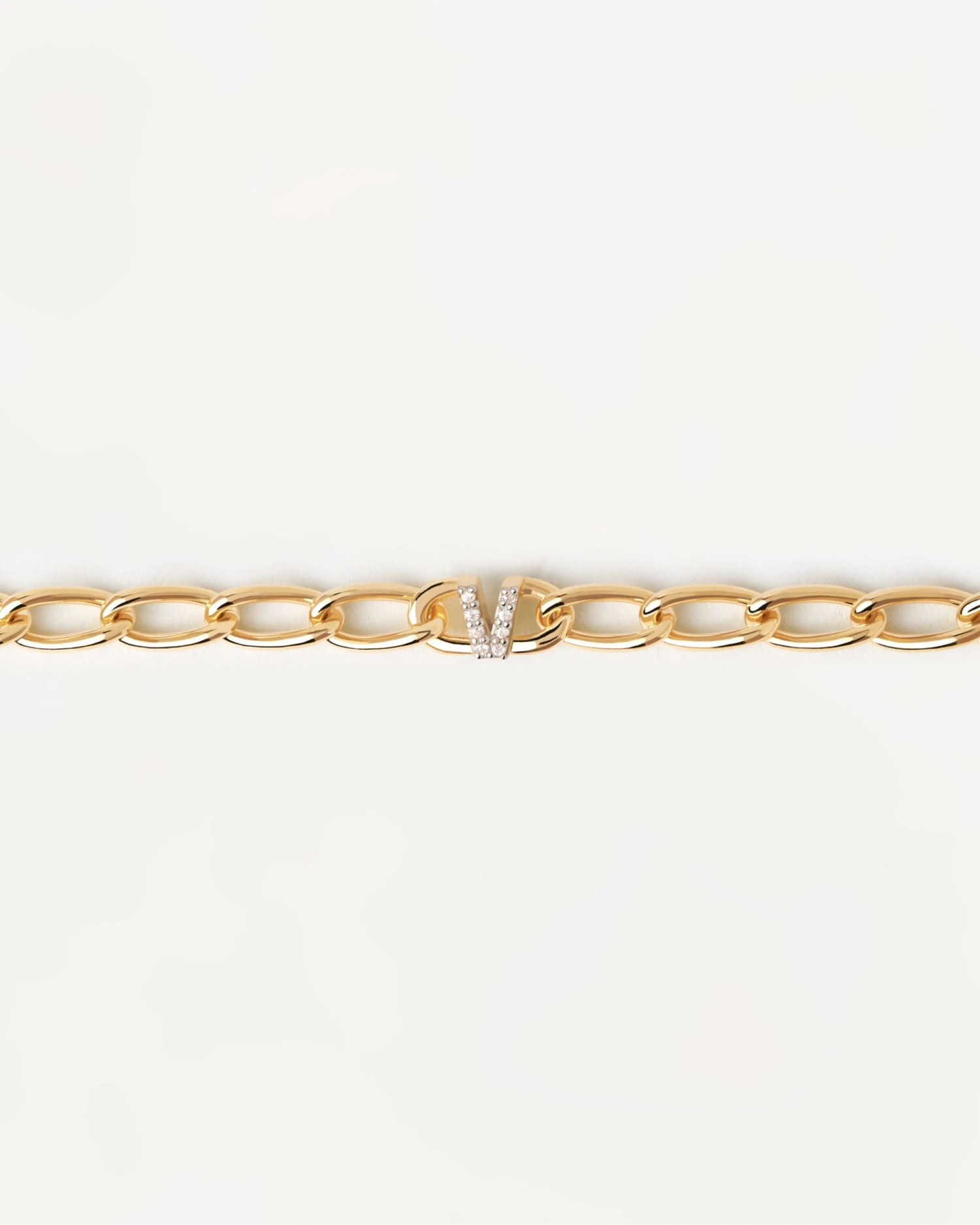 Letter V Chain Bracelet 4 Letter V Chain Bracelet - Image 4