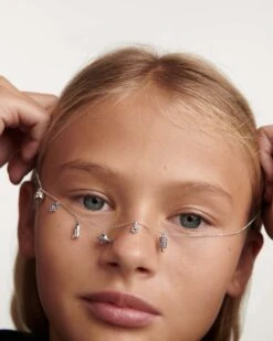 Les Petites Silver Necklace -Fashion Accessories 5 CO02 238 U beauty1 scaled