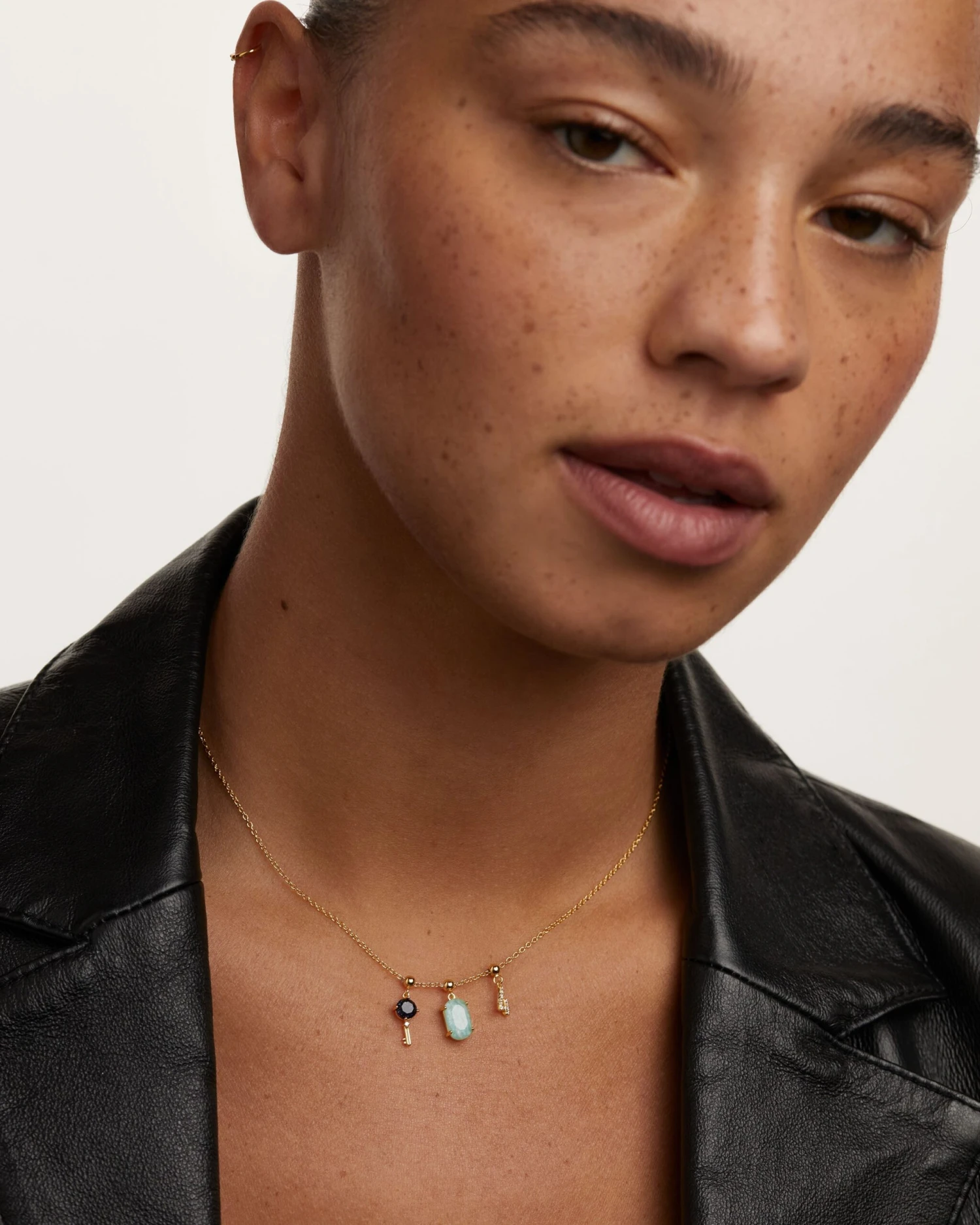 Number 4 Charm 6 Number 4 Charm - Image 6