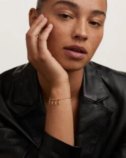 Number 6 Charm 12 Number 6 Charm -Fashion Accessories 5 COMBINACION 05 beauty2 scaled