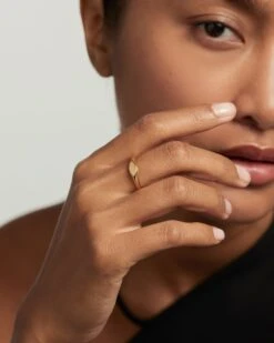 Duke Stamp Ring 18 Duke Stamp Ring -Fashion Accessories 6 AN01 A54 beauty1 scaled