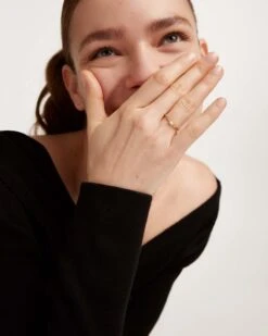 Apple Amani Ring -Fashion Accessories AN01 147 3 scaled