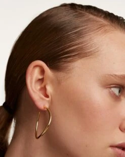 Yoko Earrings -Fashion Accessories AR01 087 U beauty3 5d152f09 0a7f 4898 901a 11628f0bdb83