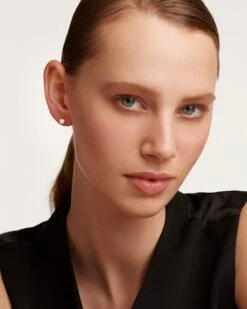 Solitary Pearl Earrings -Fashion Accessories AR01 139 U beauty1 23359c9f 609f 4552 a5e8 7a51b365d138