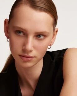 Black Medium Hoops -Fashion Accessories AR01 176 U 1 scaled