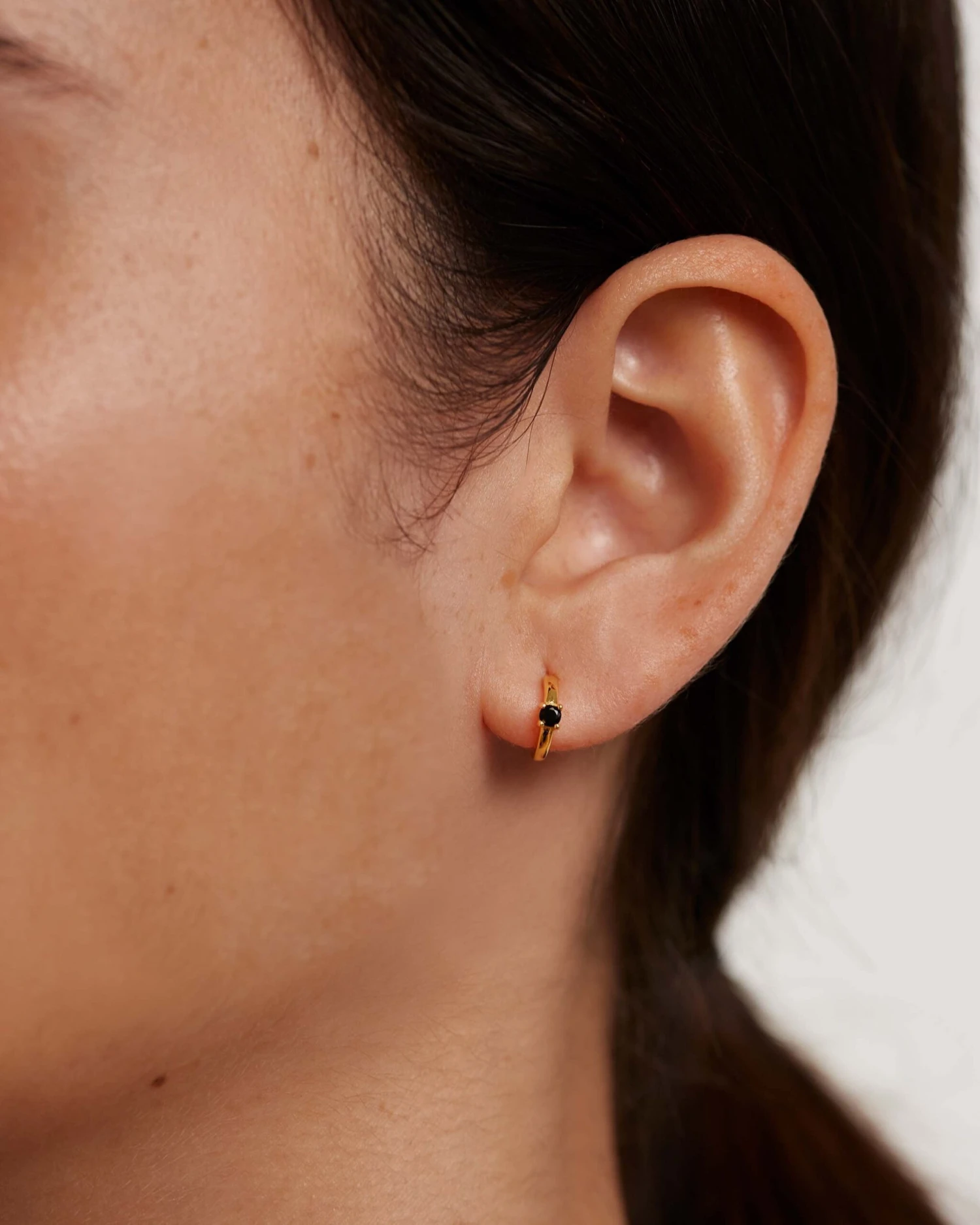 Black Solitary Earrings 2 Black Solitary Earrings - Image 2