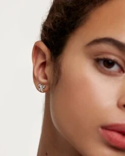 Narcise Silver Earrings -Fashion Accessories AR02 191 U beauty1 ed8e77e7 abb7 4869 a438 67f9c6dcec45