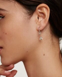 Breeze Silver Earrings -Fashion Accessories AR02 315 U grid2 a96d4d60 b911 4375 ad39 a7a8cb48a1c0