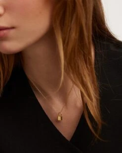 Bond Necklace -Fashion Accessories CO01 086 U beauty1 b572ee54 5e9f 4660 ac7b cd19e1dc5085