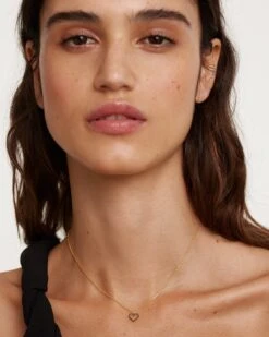 Black Heart Necklace -Fashion Accessories CO01 221 U grid2 9204c1df 866d 489e 8c0e 60e1973e1819