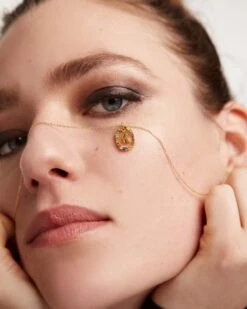 Letter R Necklace 13 Letter R Necklace -Fashion Accessories CO01 277 U 2 scaled