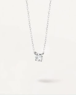 Diamonds And White Gold Solitaire Medium Necklace