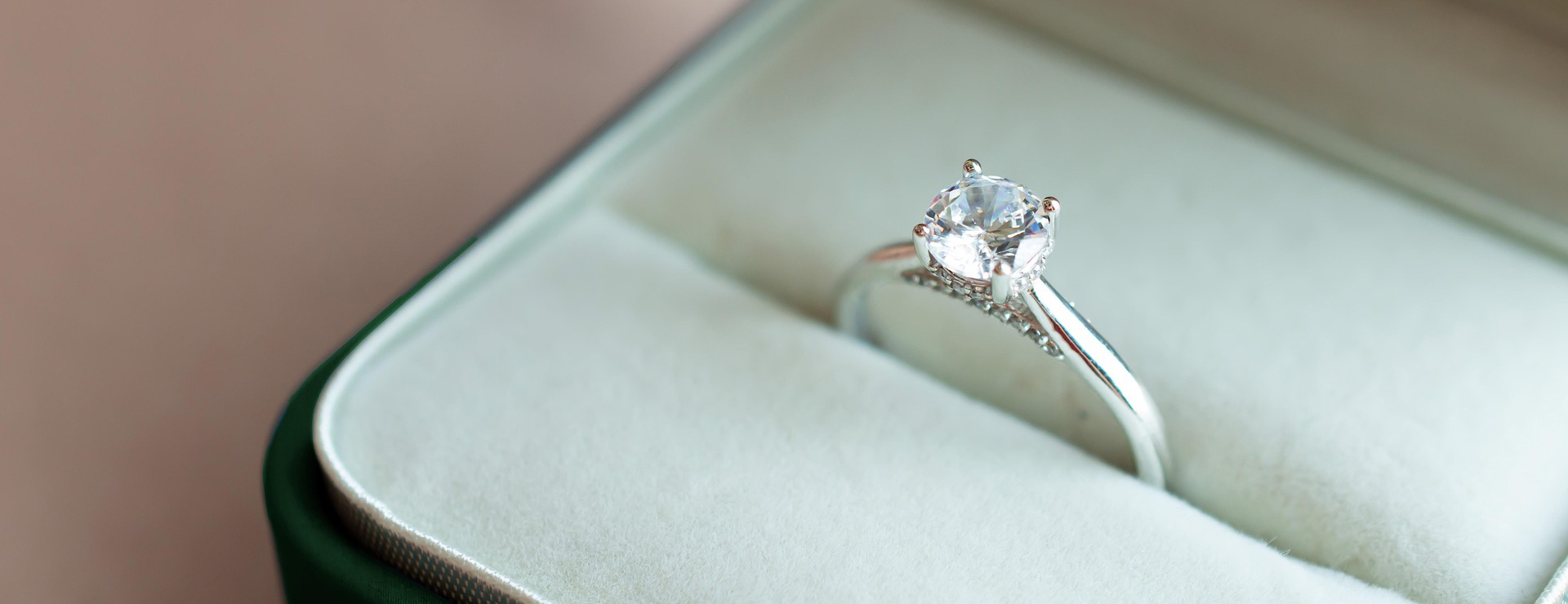 Fashion Accessories -Fashion Accessories jewel 7389356 1920